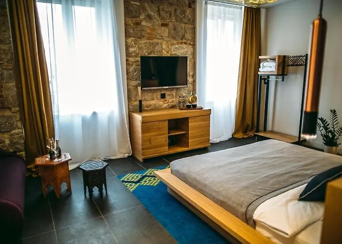 Lejletul Gostinjska kuća 4*